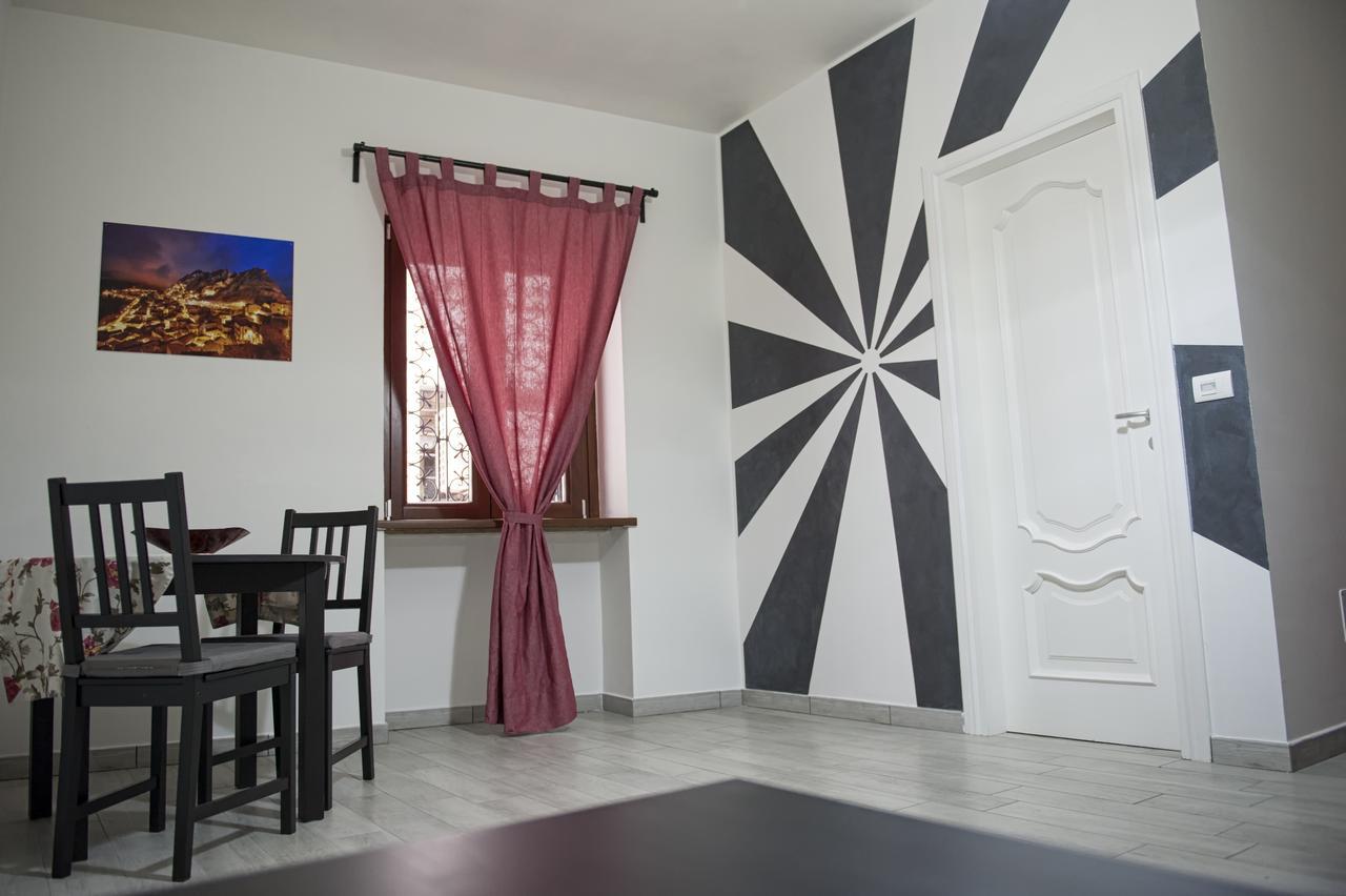 ريونيرو في فولتوري Bed & Breakfast Ellenica المظهر الخارجي الصورة